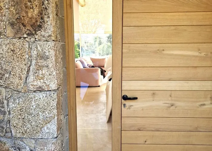 Charming Stone With Pool Villa *